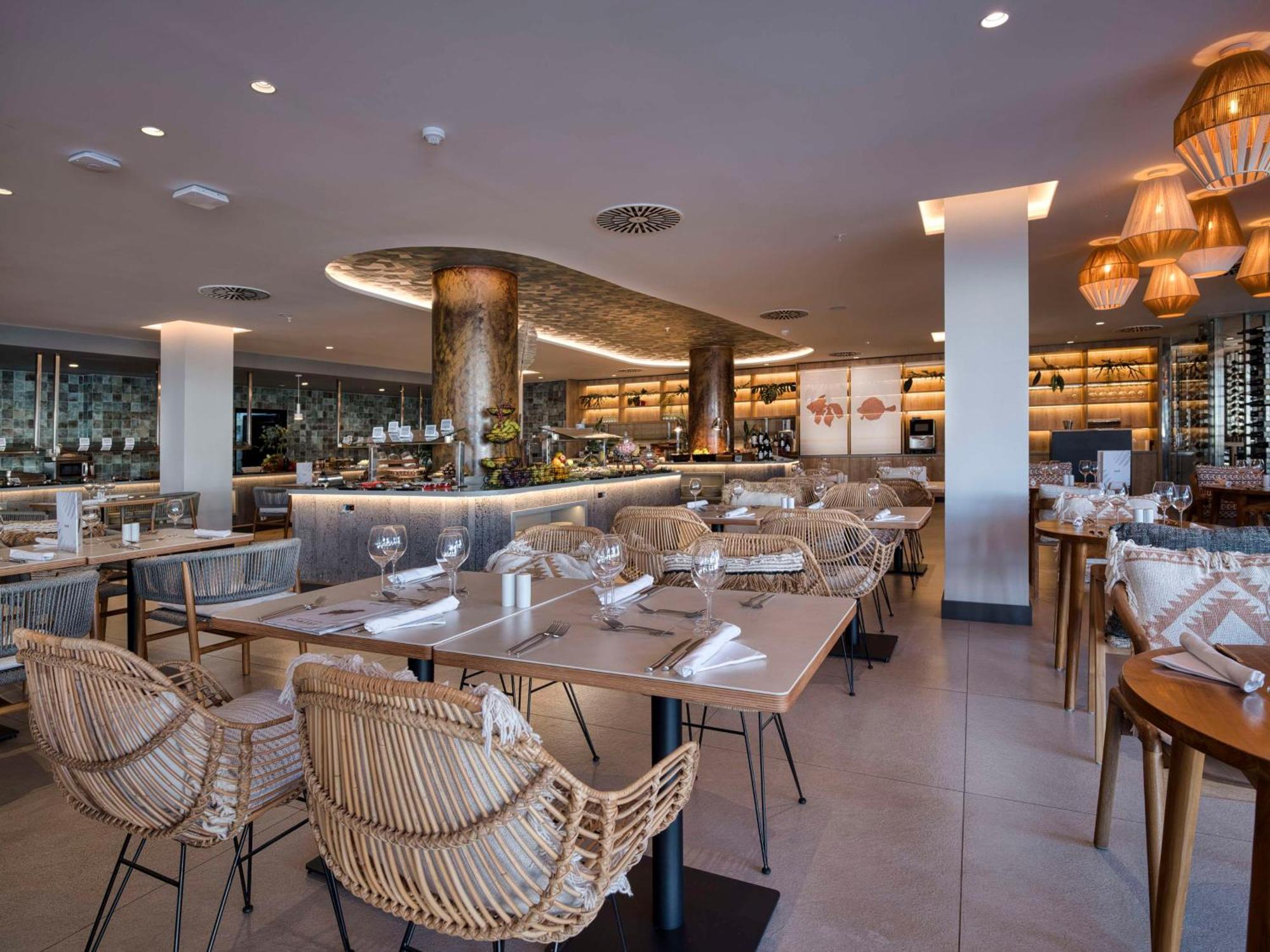 Radisson Blu Resort, Lanzarote Adults Only Costa Teguise Exterior foto
