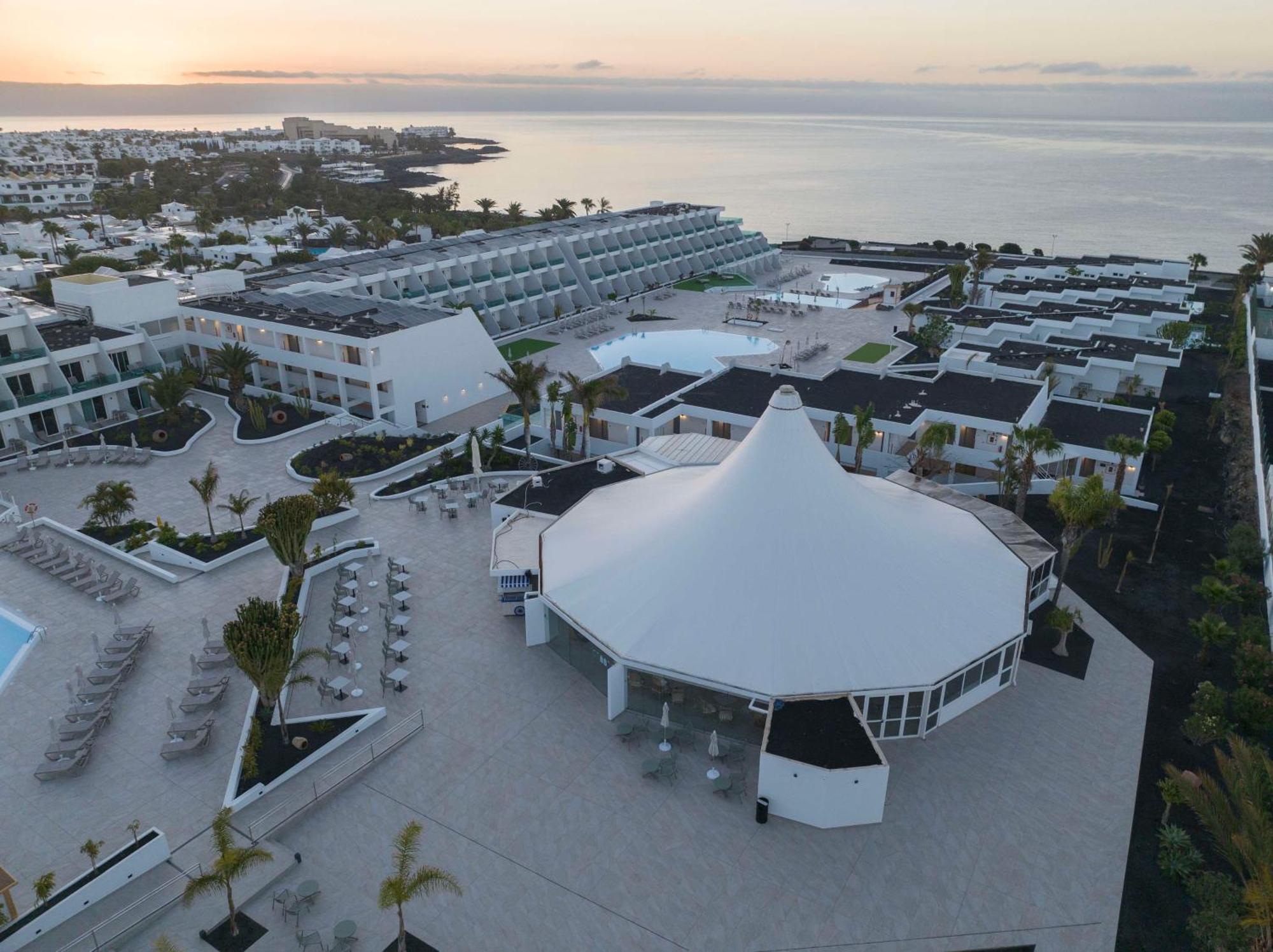Radisson Blu Resort, Lanzarote Adults Only Costa Teguise Exterior foto
