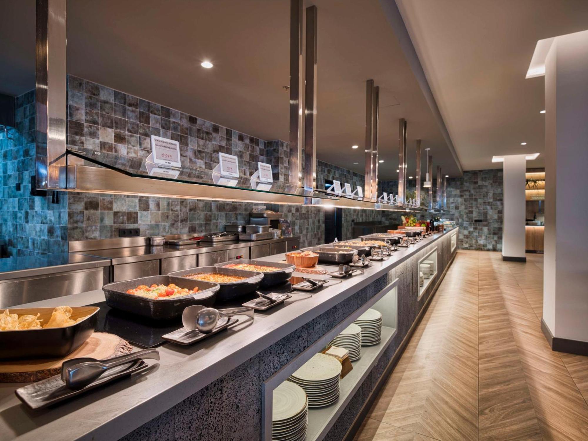 Radisson Blu Resort, Lanzarote Adults Only Costa Teguise Exterior foto