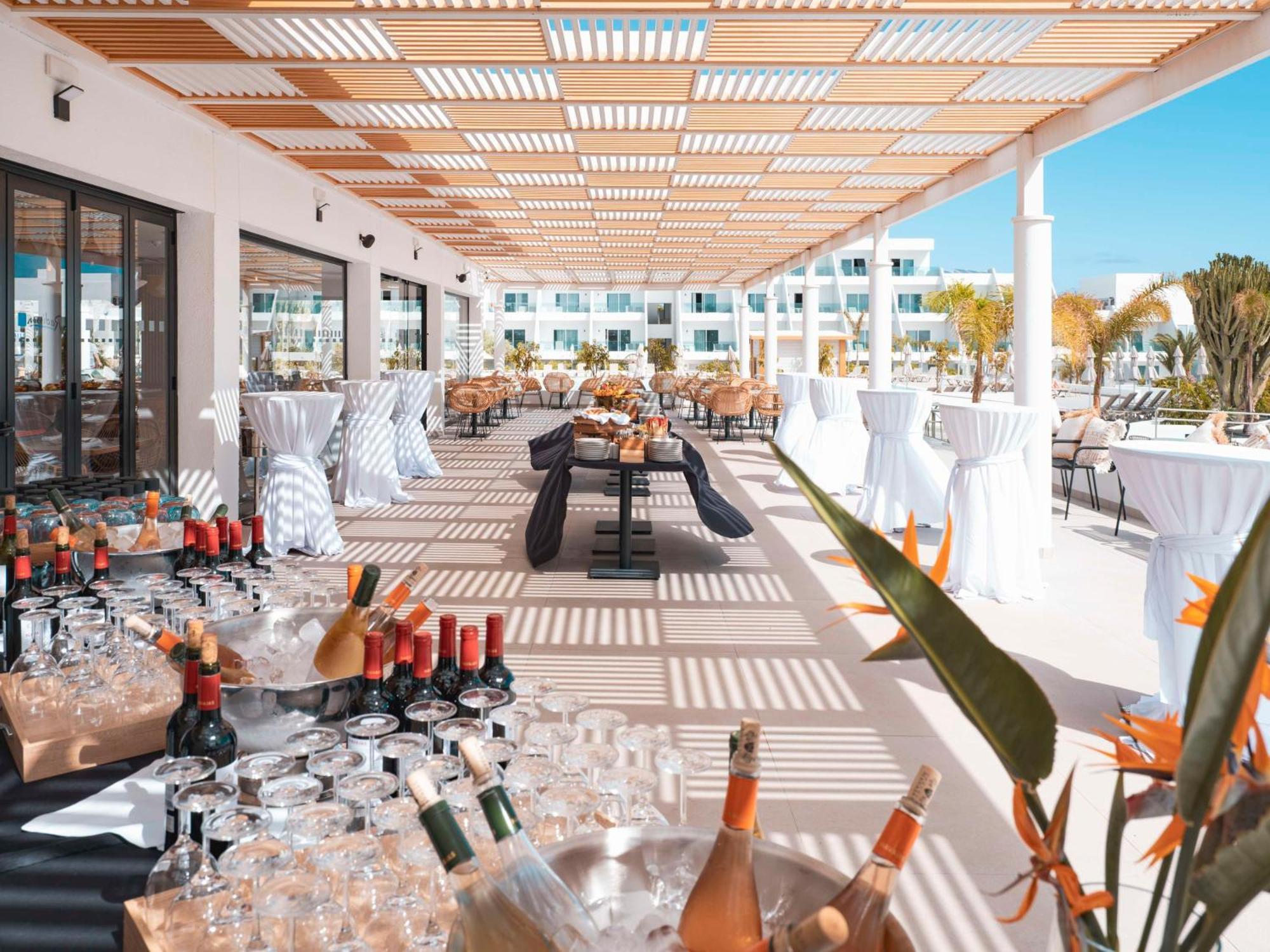 Radisson Blu Resort, Lanzarote Adults Only Costa Teguise Exterior foto