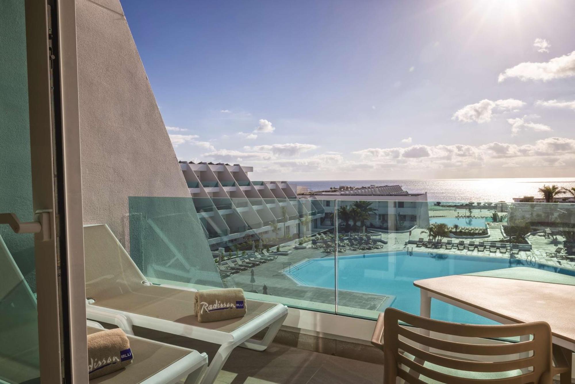 Radisson Blu Resort, Lanzarote Adults Only Costa Teguise Exterior foto