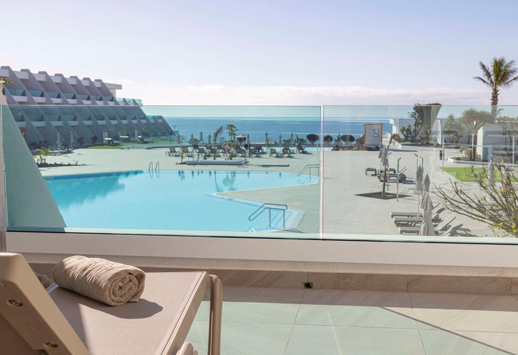Radisson Blu Resort, Lanzarote Adults Only Costa Teguise Exterior foto