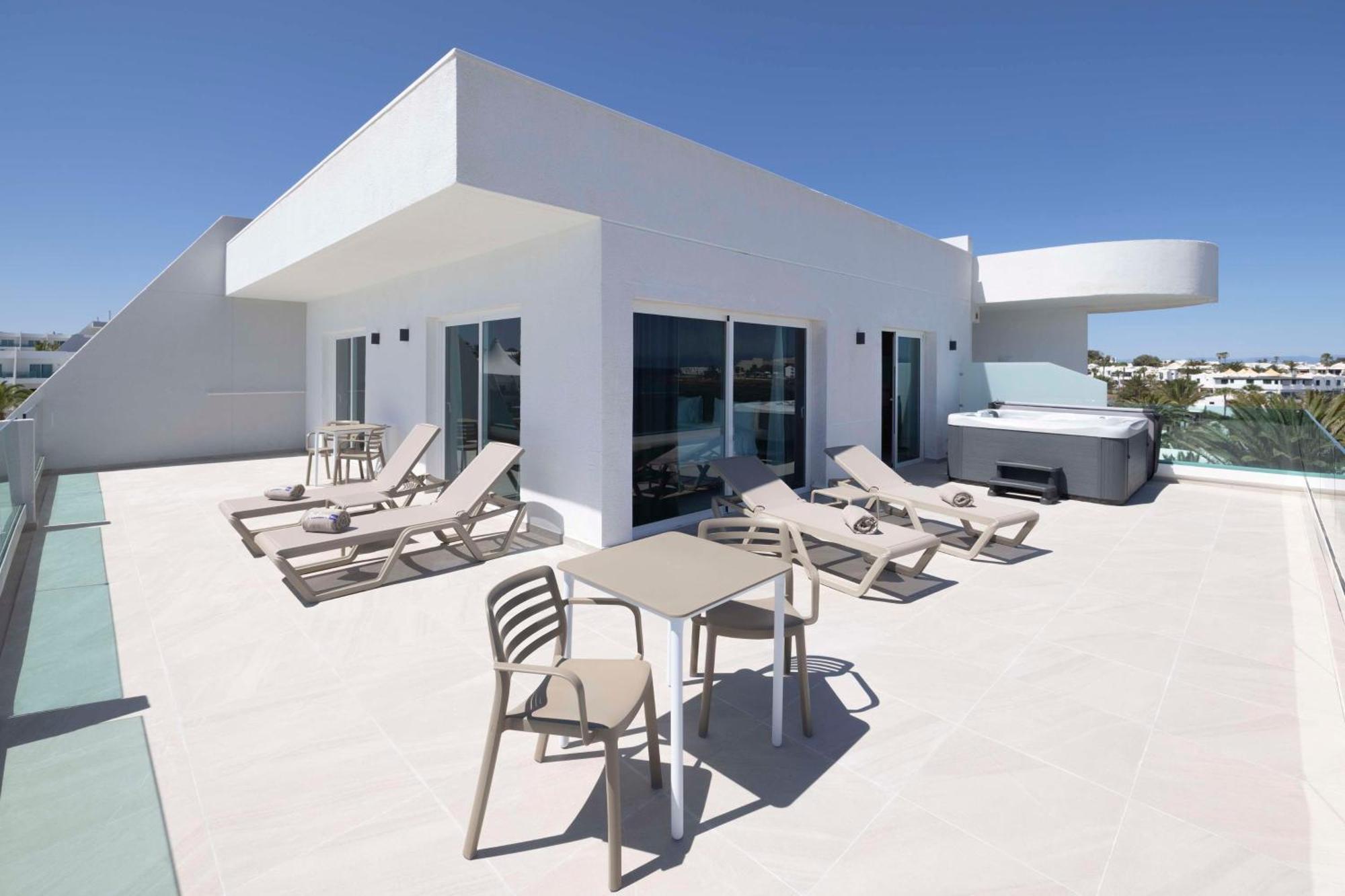 Radisson Blu Resort, Lanzarote Adults Only Costa Teguise Exterior foto