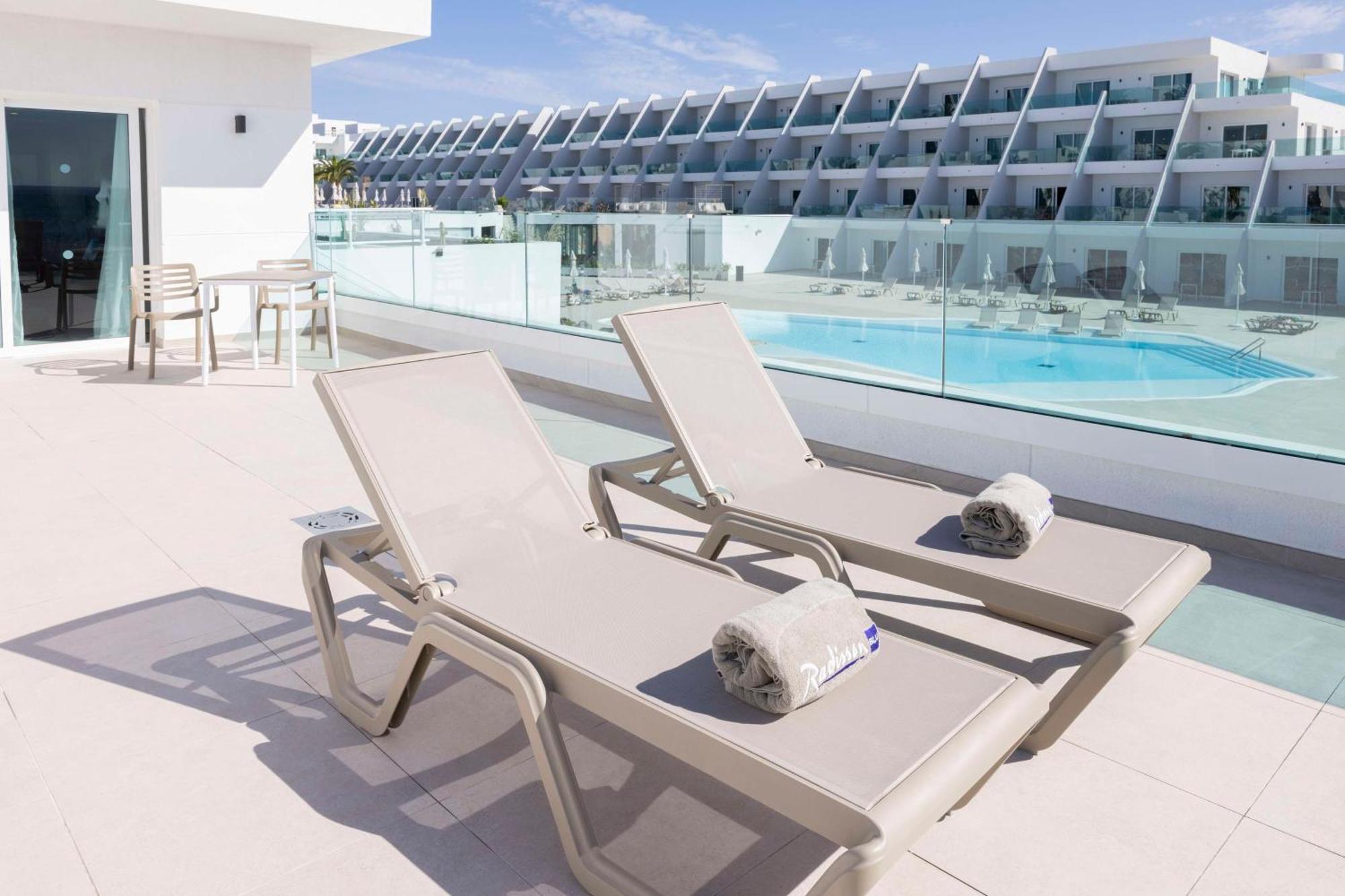 Radisson Blu Resort, Lanzarote Adults Only Costa Teguise Exterior foto